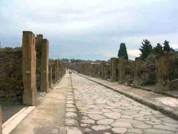 Pompei_Via_dell'Abbondanza